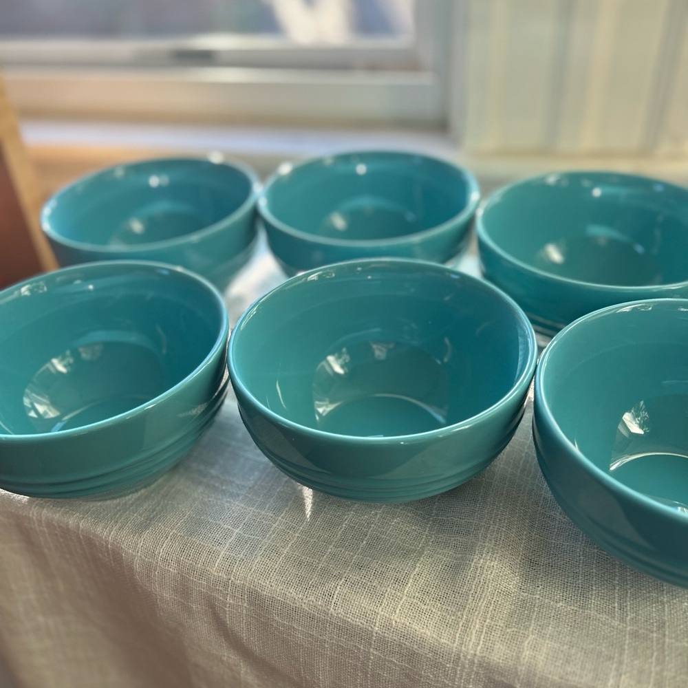 NEW Le Creuset set of 6 stoneware cereal bowls